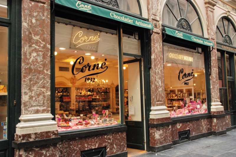 chocolaterie-UTELLE-min_chocolate_chocolaterie_shop_luxury_chic_gallery_brussels_belgium-558146